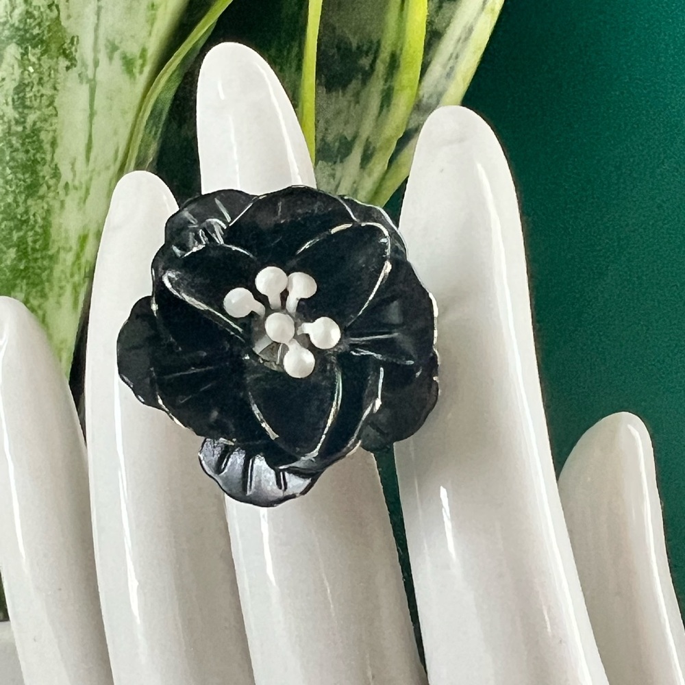 Black Flower Silver Band Cocktail Ring
